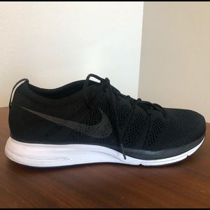 Men’s Nike Flyknit Trainer Sneakers